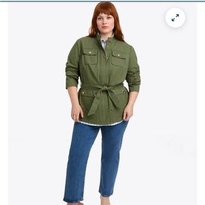 Draper James field jacket in green twill. Size small.